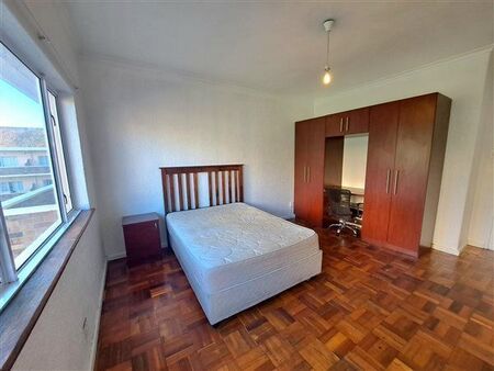 1 Bedroom Apartment in Rosebank