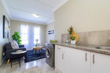 2 Bedroom Apartment in Scottsdene