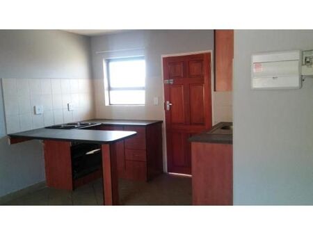 3 Bedroom Apartment in Heidelberg Central