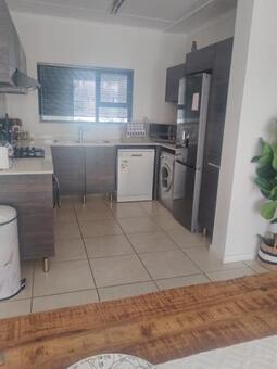 2 Bedroom Apartment in Modderfontein