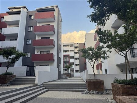 2 Bedroom Apartment in Sunninghill