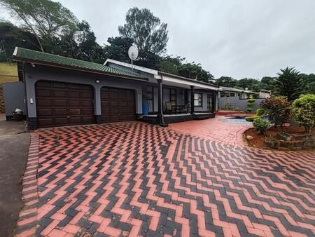 4 Bedroom House in Glen Hills