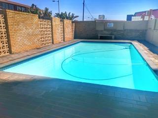 2 Bedroom Apartment in Amanzimtoti