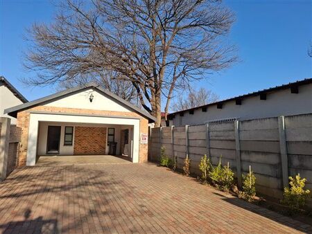 2 Bedroom Apartment in Rynfield
