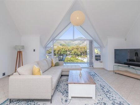 2 Bedroom Apartment in Hout Bay and surrounds