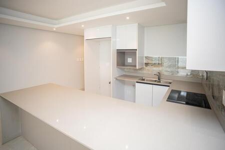 2 Bedroom Apartment in Umhlanga Rocks