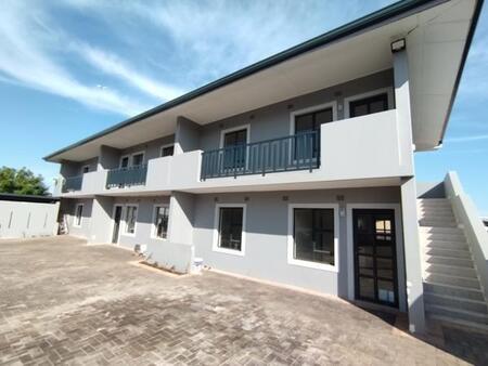 2 Bedroom Apartment in Eastbury