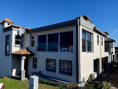 3 Bedroom House in Dana Bay