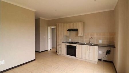 1 Bedroom apartment rented in Wilgeheuwel, Roodepoort
