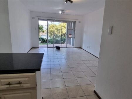 3 Bedroom Apartment in Amanzimtoti