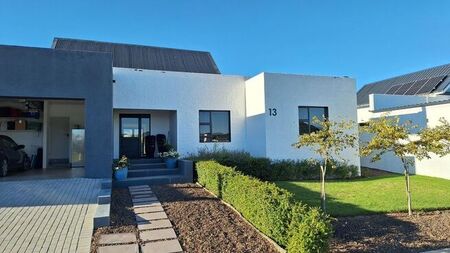3 Bedroom house to rent in Silwerstrand Golf And River Estate, Robertson