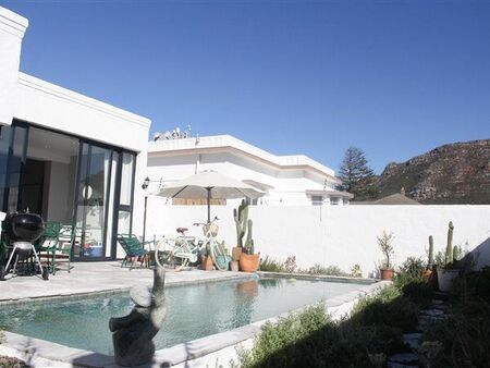 4 Bedroom House in Muizenberg