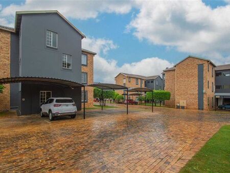 2 Bedroom Apartment in Wilgeheuwel