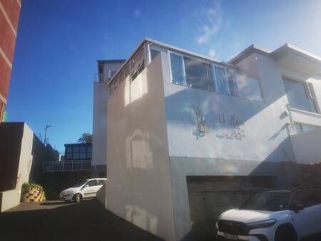 2 Bedroom Apartment in Amanzimtoti