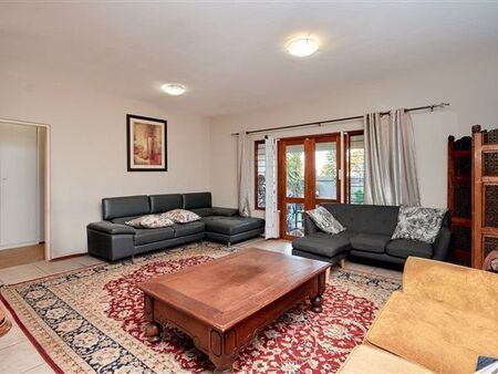 3 Bedroom Apartment in Weltevreden Park