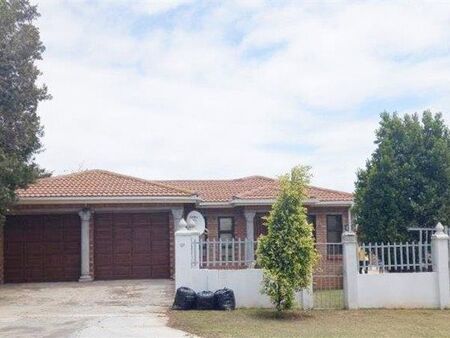 3 Bedroom House in Azalea Park