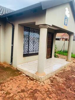 3 Bedroom House in Soshanguve