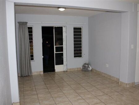1 Bedroom Apartment in Radiokop