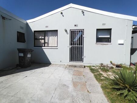 3 Bedroom house rented in Strandfontein Village, Mitchells Plain