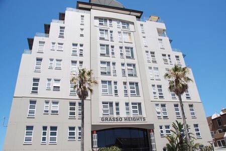 2 Bedroom Apartment in Bloubergrant