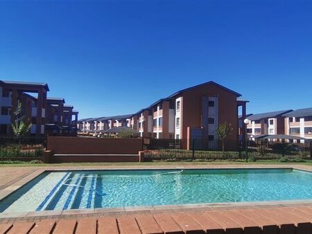 2 Bedroom Apartment in Glen Marais