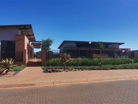 2 Bedroom Apartment in Glen Marais