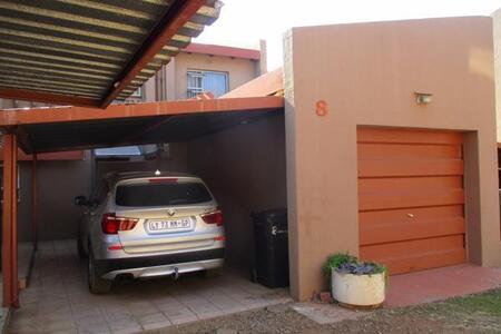 3 Bedroom Duplex in Birch Acres