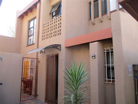 3 Bedroom Duplex in Birch Acres