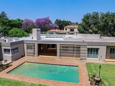 5 Bedroom House in Morningside