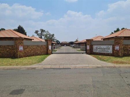 3 Bedroom Townhouse in Riversdale