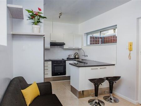1 Bedroom Flat in Sea Point