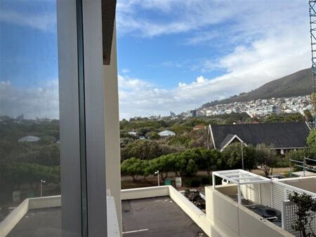 1 Bedroom Apartment in Mouille Point