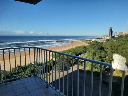 2 Bedroom Apartment in Amanzimtoti