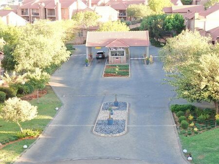 2 Bedroom Apartment in Paramount Estate
