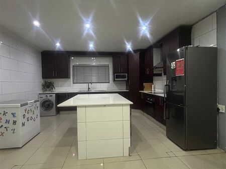 3 Bedroom Apartment in Redfern
