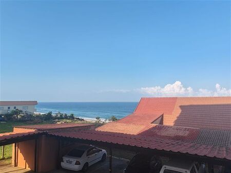 2 Bedroom Apartment in Amanzimtoti