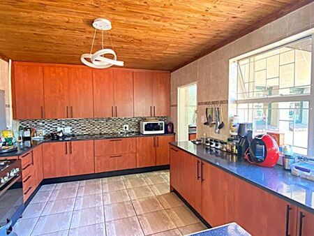 4 Bedroom House in Garsfontein