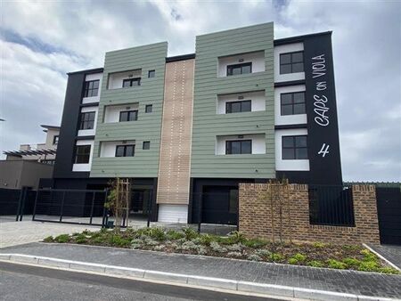 2 Bedroom Apartment in Bloubergstrand