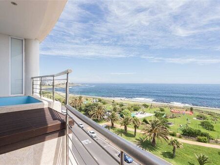 2 Bedroom Apartment in Mouille Point