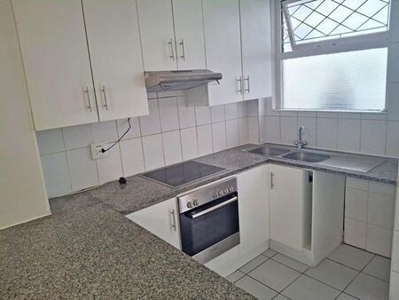 1 Bedroom apartment to rent in Sea Point, Cape Town