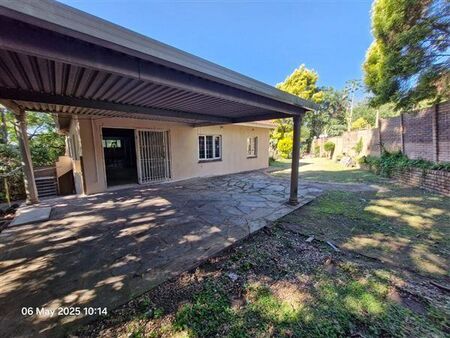 3 Bedroom House in Escombe