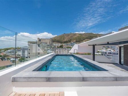 1 Bedroom Apartment in Sea Point