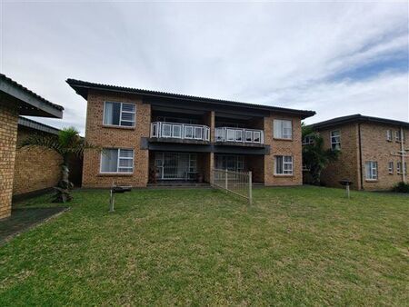 2 Bedroom Apartment in Shelly Beach