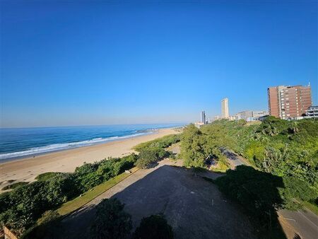 2 Bedroom Apartment in Amanzimtoti