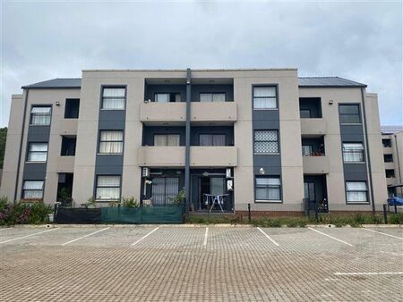 2 Bedroom Apartment in Amanzimtoti