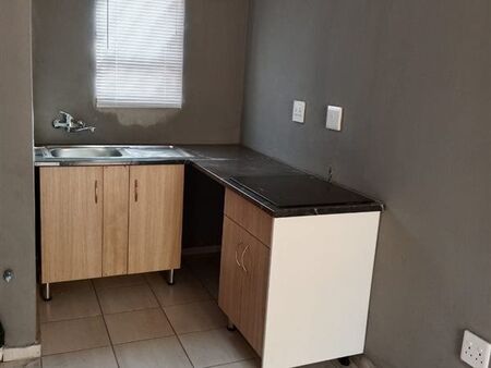 1 Bedroom Apartment in Protea Glen