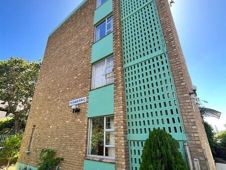2 Bedroom Apartment in Rosebank