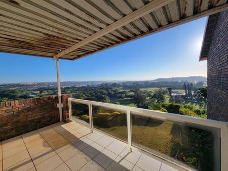 3 Bedroom Townhouse in Athlone Park