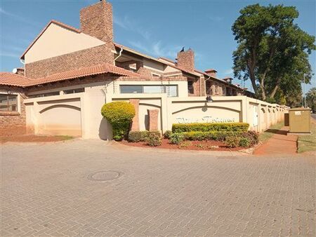 2 Bedroom Apartment in Magalieskruin