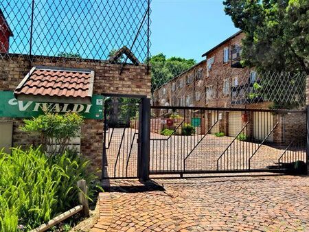 2 Bedroom Simplex in Gezina